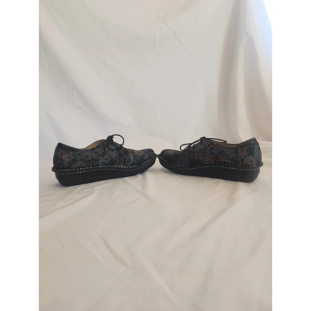 Alegria Brenna Leather Lace Up Oxfords Floral Dot Comfort Size 35 US 5 BRE-509